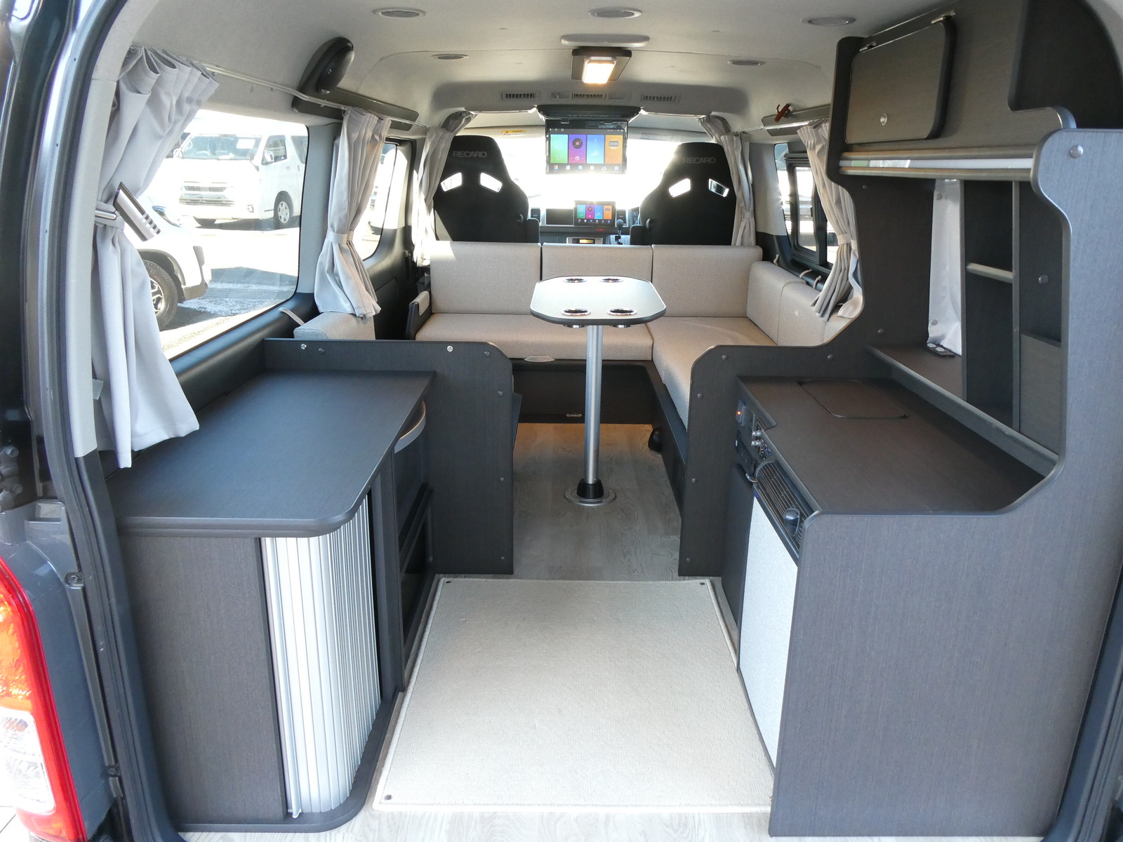 キャンピングカー バンコン FOCS　DS-L　FF　ｸﾙｺﾝ　4WD