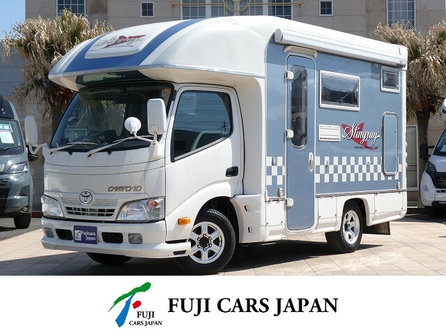 キャンピングカー キャブコン ナッツRV　スティングレイ　窓クーラー　ソーラーパネル　FF