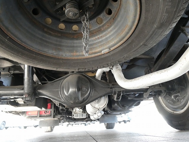 キャンピングカー キャブコン ﾅｯﾂRV　ｽﾃｨﾝｸﾞﾚｲ　窓ｸｰﾗｰ　ｿｰﾗｰﾊﾟﾈﾙ　FF