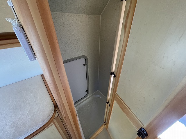 キャンピングカー トレーラー ﾀｺｽ ﾐﾐｰ310　牽引免許不要