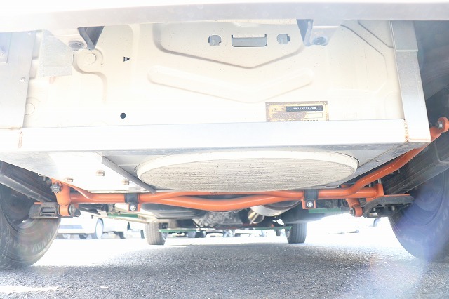 キャンピングカー バンコン ﾊｲｴｰｽ ﾚｸﾋﾞｨ ﾌﾟﾗｽSL 家庭用AC　4WD