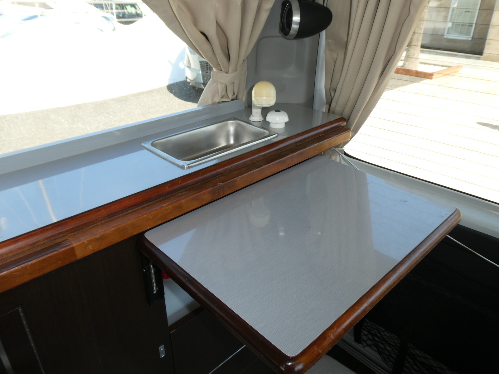 キャンピングカー バンコン ﾐｽﾃｨｯｸ　ｳｨﾝﾋﾟｭｱ　FF　外部充電　ｲﾝﾊﾞｰﾀｰ