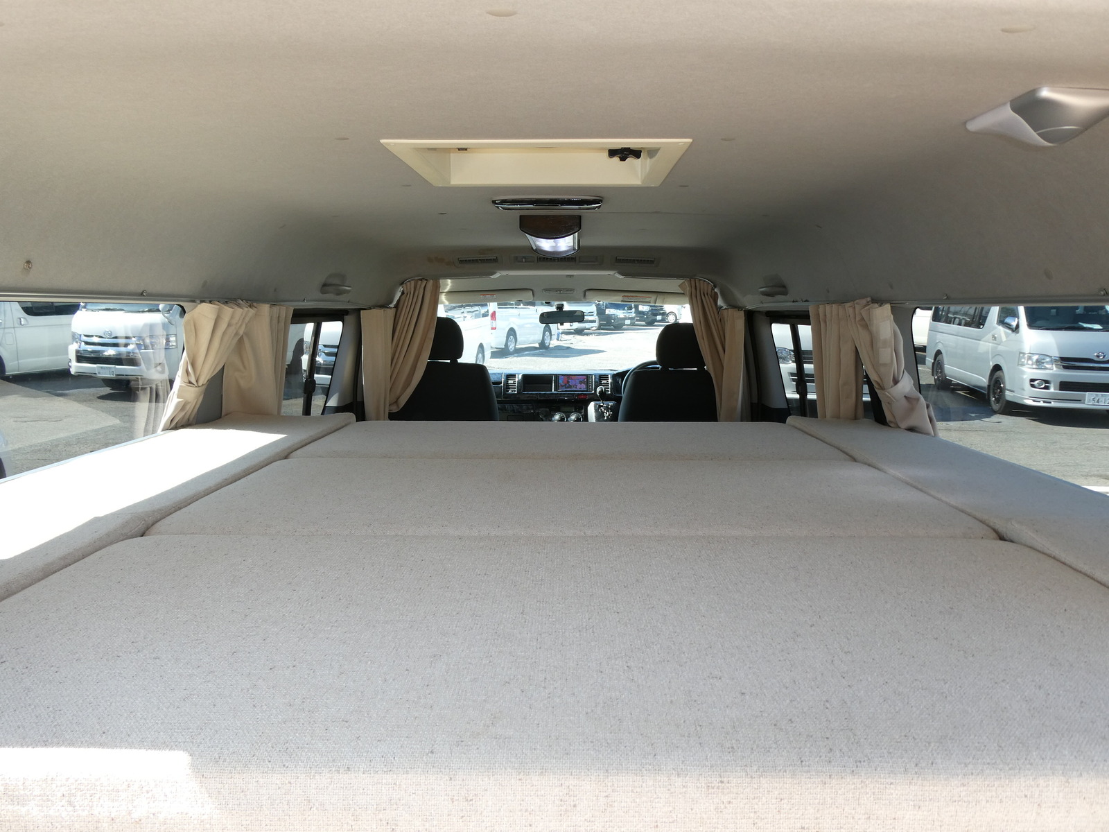 キャンピングカー バンコン ﾐｽﾃｨｯｸ　ｳｨﾝﾋﾟｭｱ　FF　外部充電　ｲﾝﾊﾞｰﾀｰ