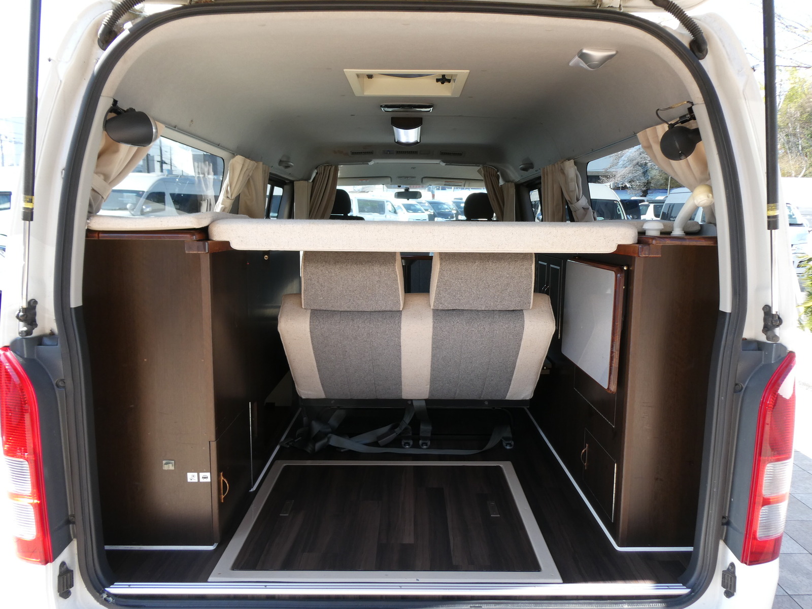 キャンピングカー バンコン ﾐｽﾃｨｯｸ　ｳｨﾝﾋﾟｭｱ　FF　外部充電　ｲﾝﾊﾞｰﾀｰ