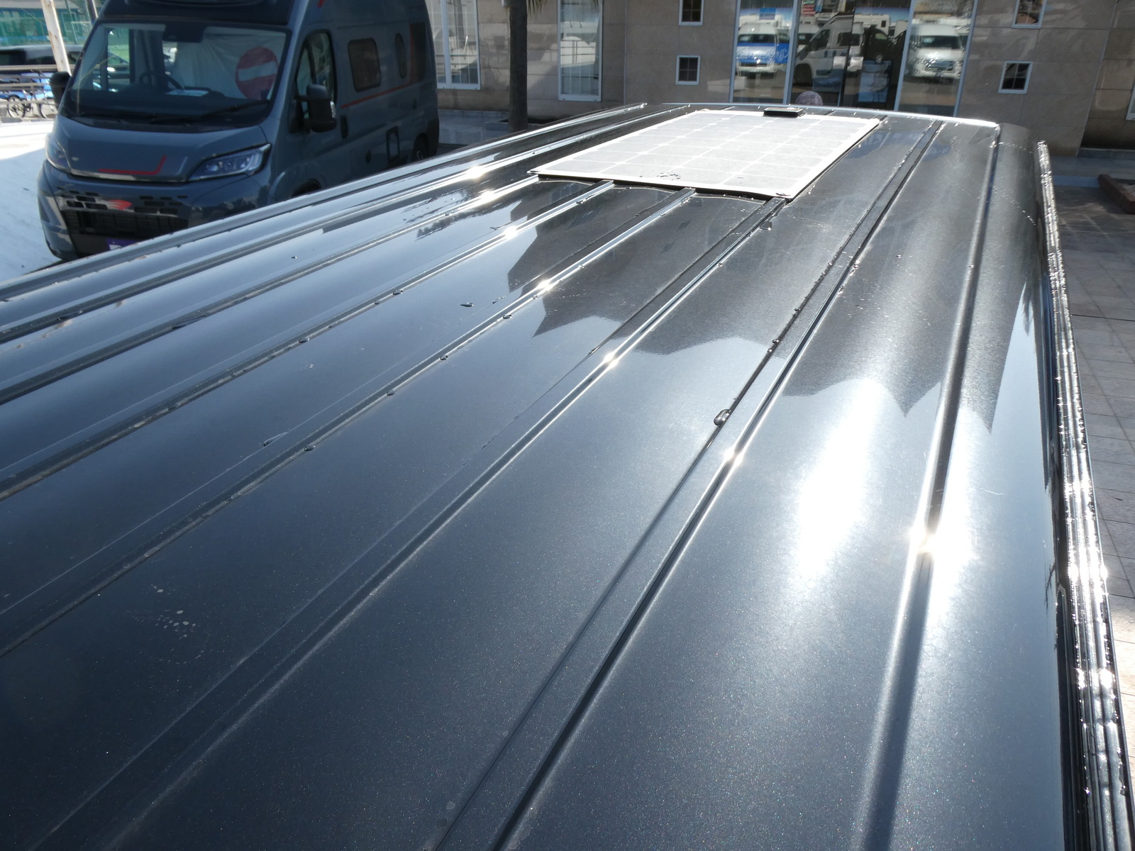 キャンピングカー バンコン ﾘﾝｴｲ　ﾌｧｼｰﾙﾊﾞｶﾝﾁｪｽ　MOMO　ｿｰﾗｰﾊﾟﾈﾙ