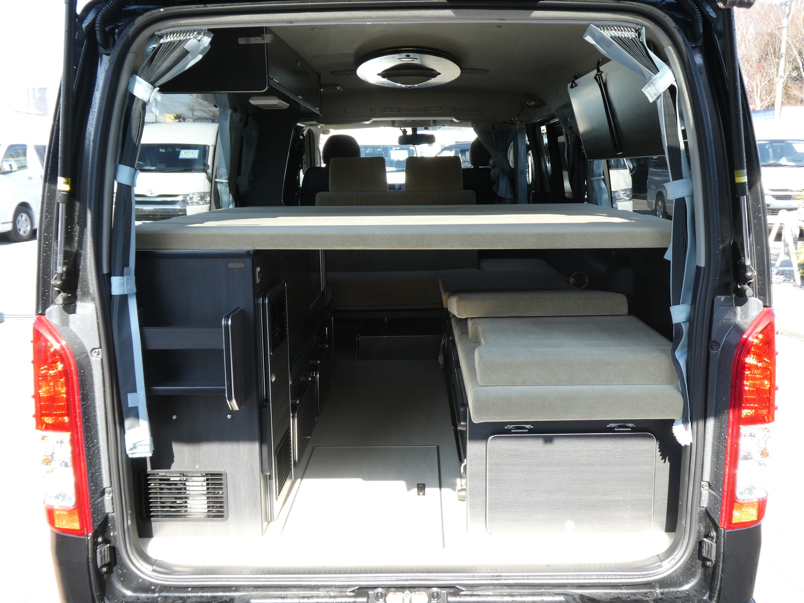 キャンピングカー バンコン ﾘﾝｴｲ　ﾌｧｼｰﾙﾊﾞｶﾝﾁｪｽ　MOMO　ｿｰﾗｰﾊﾟﾈﾙ