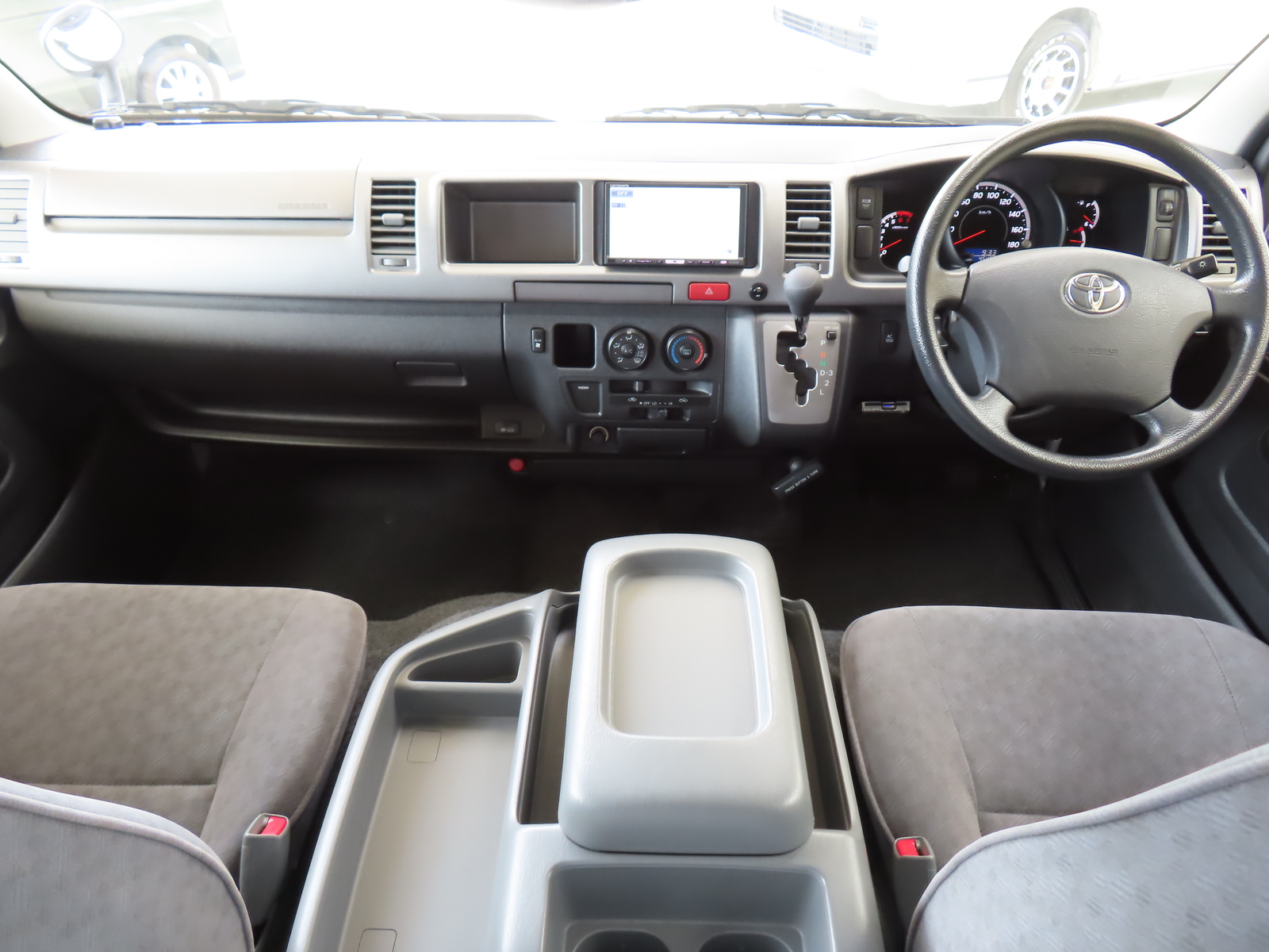 キャンピングカー バンコン ﾊｲｴｰｽ ｶｽﾀﾑｾﾚｸﾄ ﾛｰﾄﾞｾﾚｸﾄWM 4WD