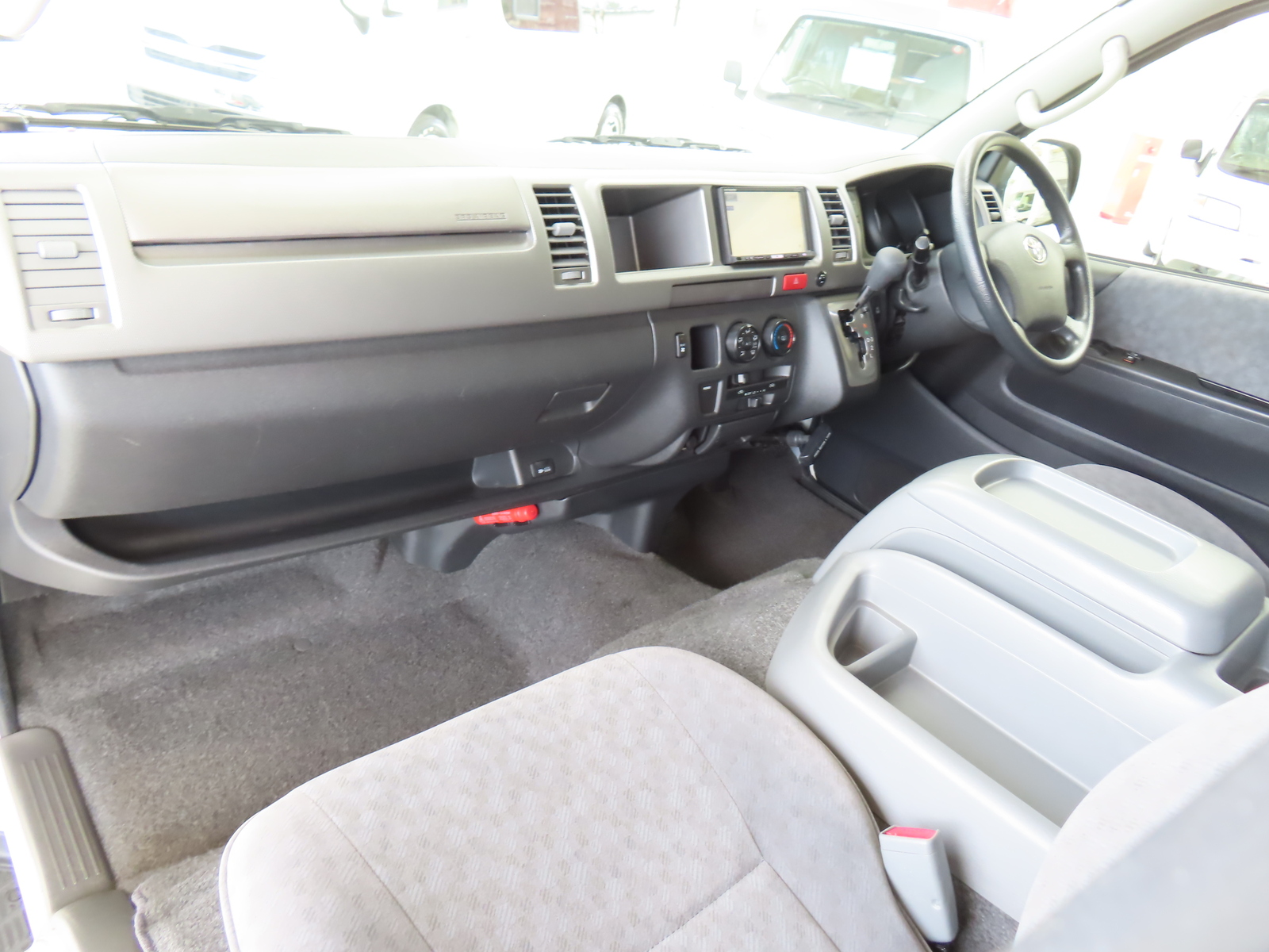 キャンピングカー バンコン ﾊｲｴｰｽ ｶｽﾀﾑｾﾚｸﾄ ﾛｰﾄﾞｾﾚｸﾄWM 4WD