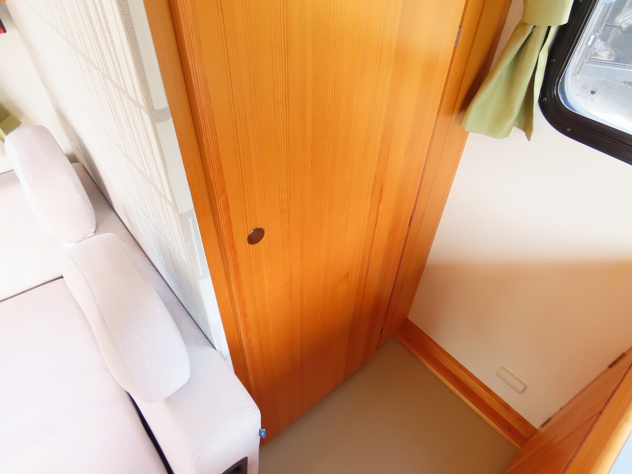 キャンピングカー キャブコン ﾎﾞﾝｺﾞ AtoZ製　ｱﾐﾃｨ　ﾎﾞｽｺ