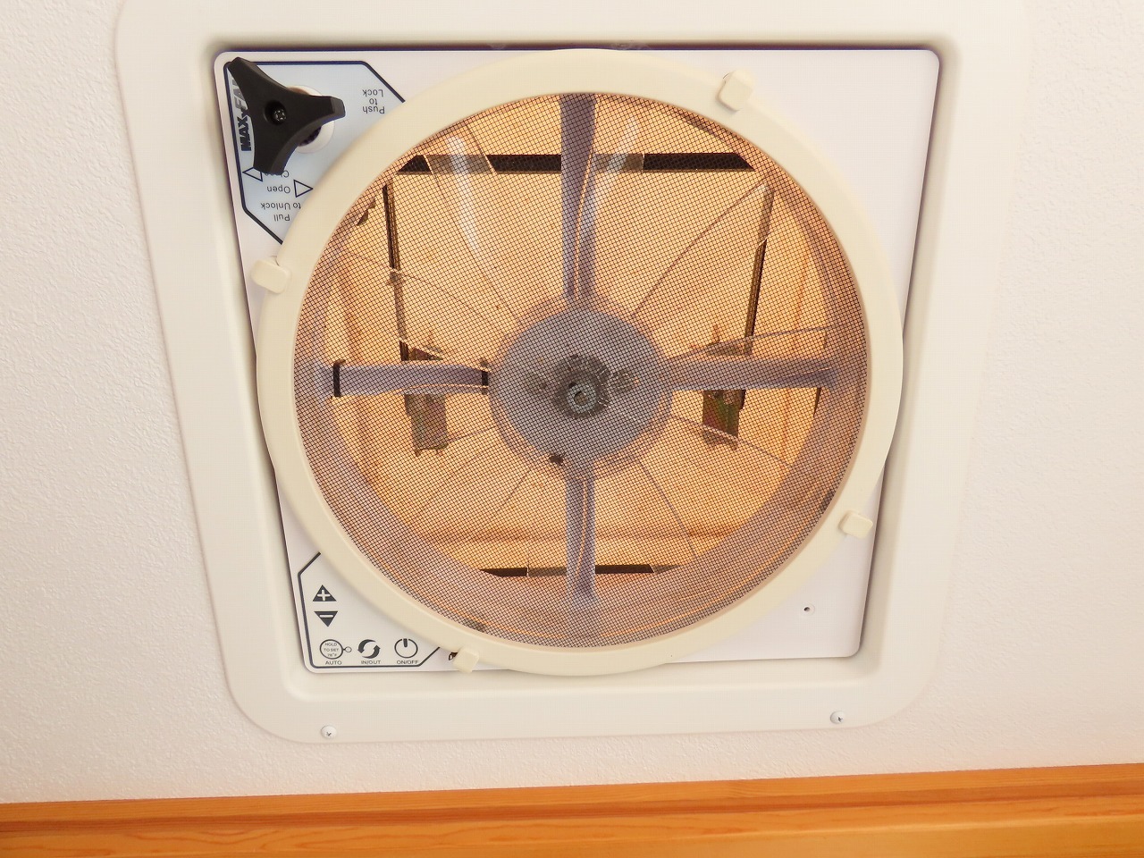 キャンピングカー キャブコン ﾎﾞﾝｺﾞ AtoZ製　ｱﾐﾃｨ　ﾎﾞｽｺ