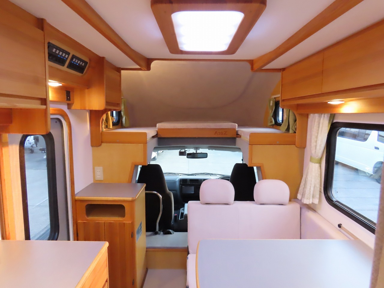 キャンピングカー キャブコン ﾎﾞﾝｺﾞ AtoZ製　ｱﾐﾃｨ　ﾎﾞｽｺ