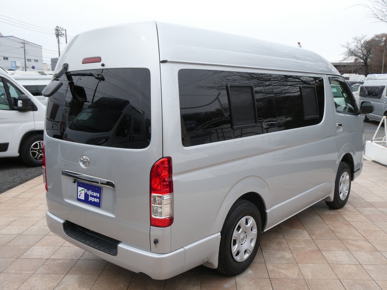 キャンピングカー バンコン FOCS　DSｺﾝﾊﾟｸﾄ　軽油4WD　FFﾋｰﾀｰ　冷蔵庫