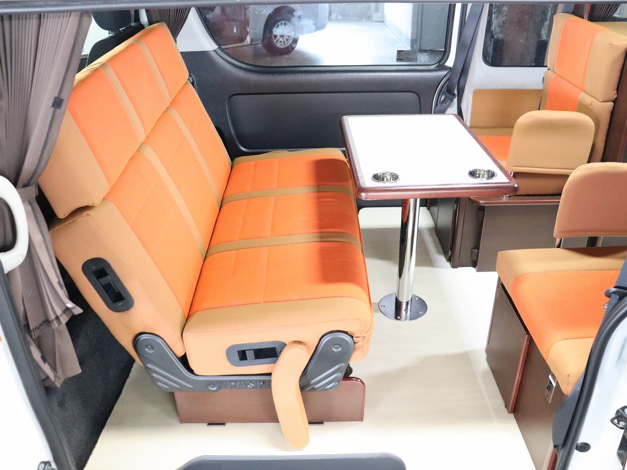 キャンピングカー バンコン ﾊｲｴｰｽ OMC ﾂｱｰｽﾞﾜｲﾄﾞ 4WD　ｻﾌﾞBT