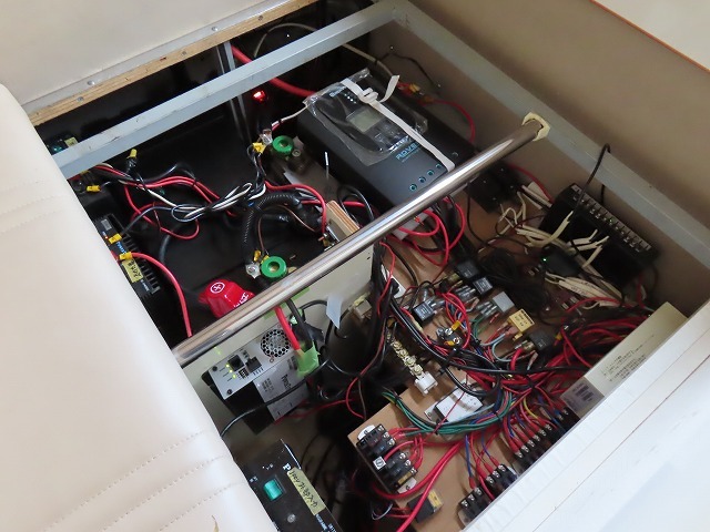 キャンピングカー バスコン ｺｰｽﾀｰ超ｼｮｰﾄ RVﾗﾝﾄﾞﾗﾝﾄﾞﾎｰﾑ 窓ｴｱｺﾝ