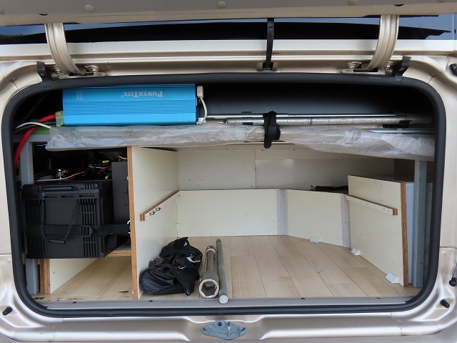 キャンピングカー バスコン ｺｰｽﾀｰ超ｼｮｰﾄ RVﾗﾝﾄﾞﾗﾝﾄﾞﾎｰﾑ 窓ｴｱｺﾝ