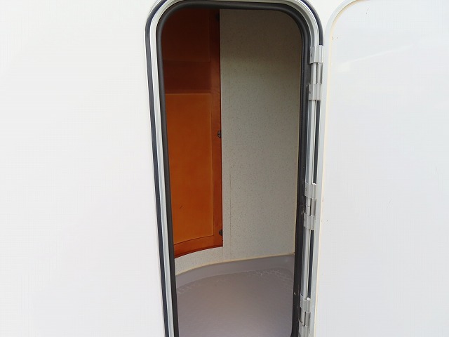 キャンピングカー キャブコン ｱﾄﾗｽ AtoZ ﾊﾞﾝﾋﾞ　FFﾋｰﾀｰ