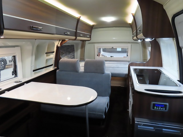 キャンピングカー バンコン ﾊｲｴｰｽ ﾃﾞﾙﾀﾘﾝｸ ﾀﾞｰｳｨﾝQ3