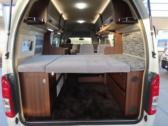 キャンピングカー バンコン ﾊｲｴｰｽ ﾃﾞﾙﾀﾘﾝｸ ﾀﾞｰｳｨﾝQ3