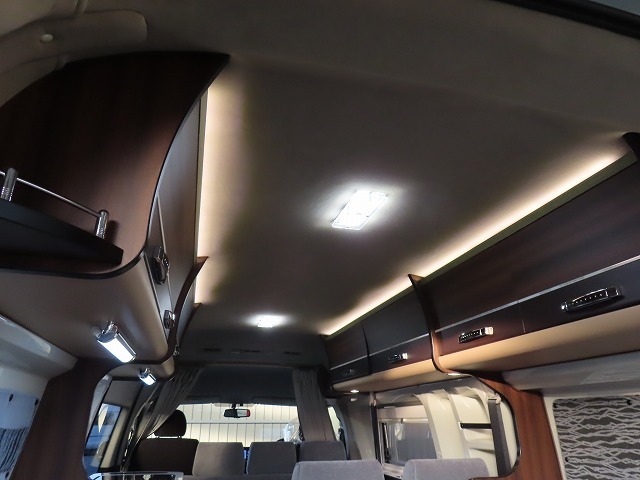 キャンピングカー バンコン ﾊｲｴｰｽ ﾃﾞﾙﾀﾘﾝｸ ﾀﾞｰｳｨﾝQ3