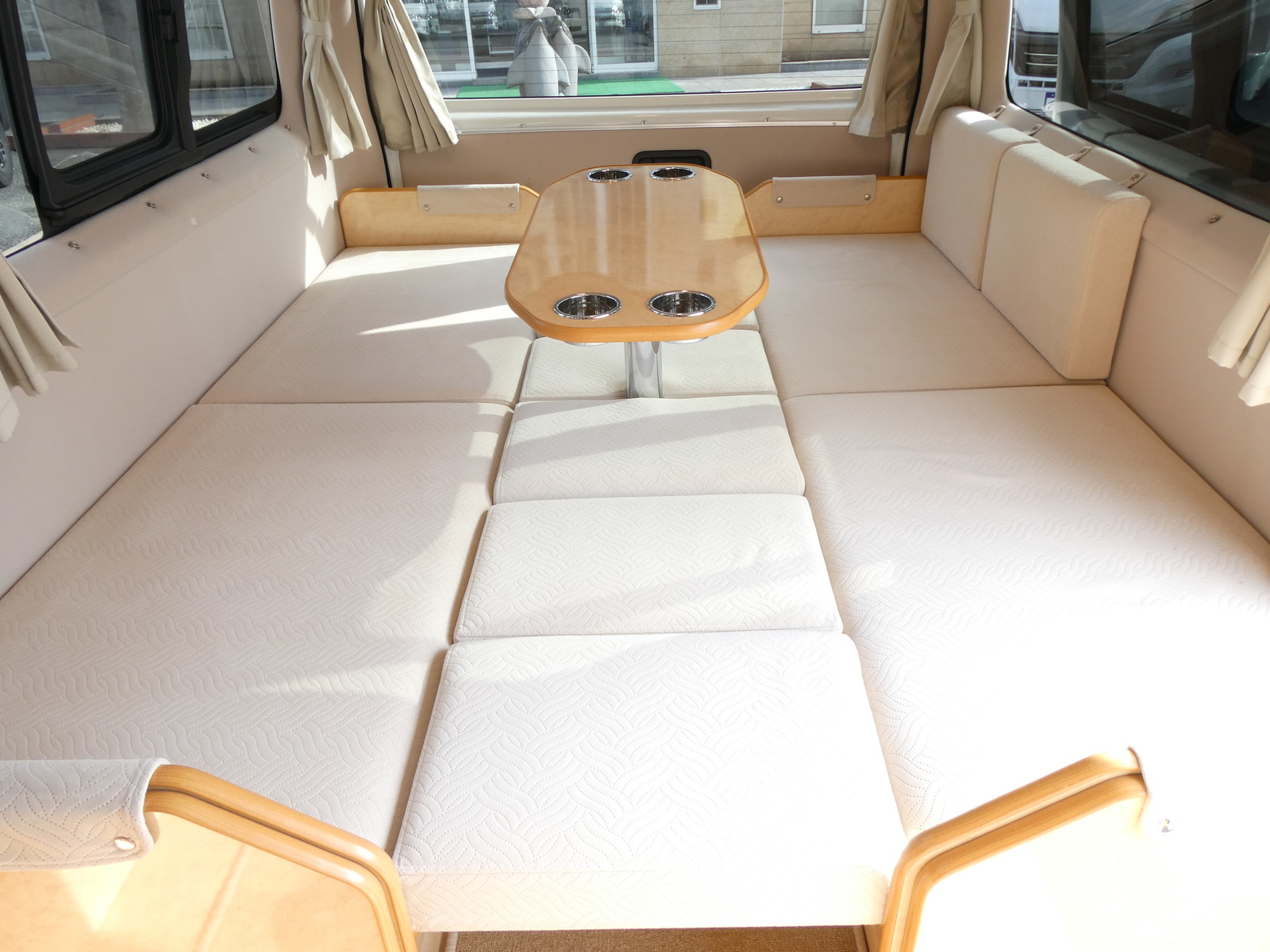 キャンピングカー バンコン FOCS　DSｺﾝﾊﾟｸﾄ　FF　350Wｲﾝﾊﾞｰﾀｰ