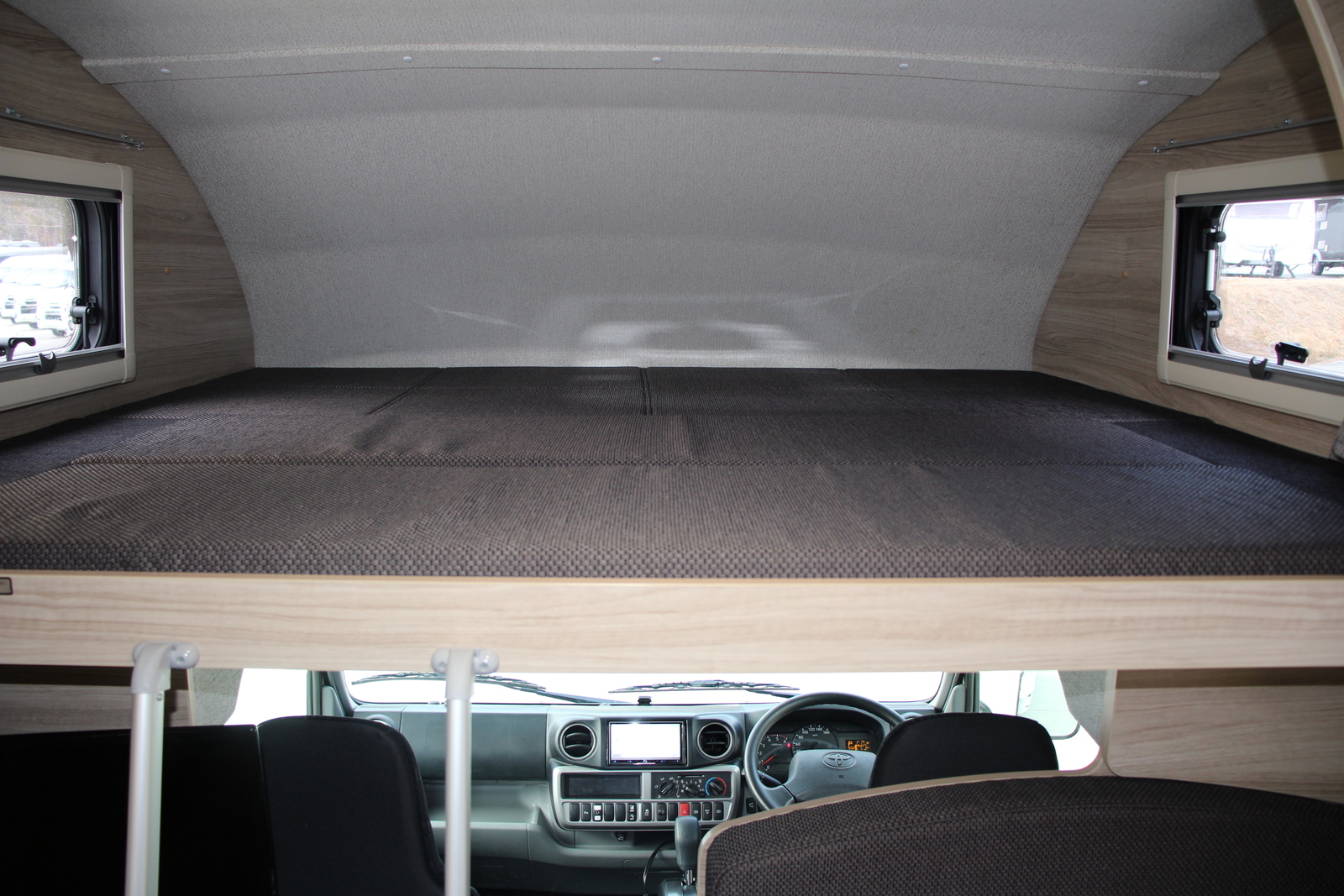 キャンピングカー キャブコン ｶﾑﾛｰﾄﾞ ﾅｯﾂ ｸﾚｿﾝｼﾞｬｰﾆｰX ｴﾎﾞﾗｲﾄ