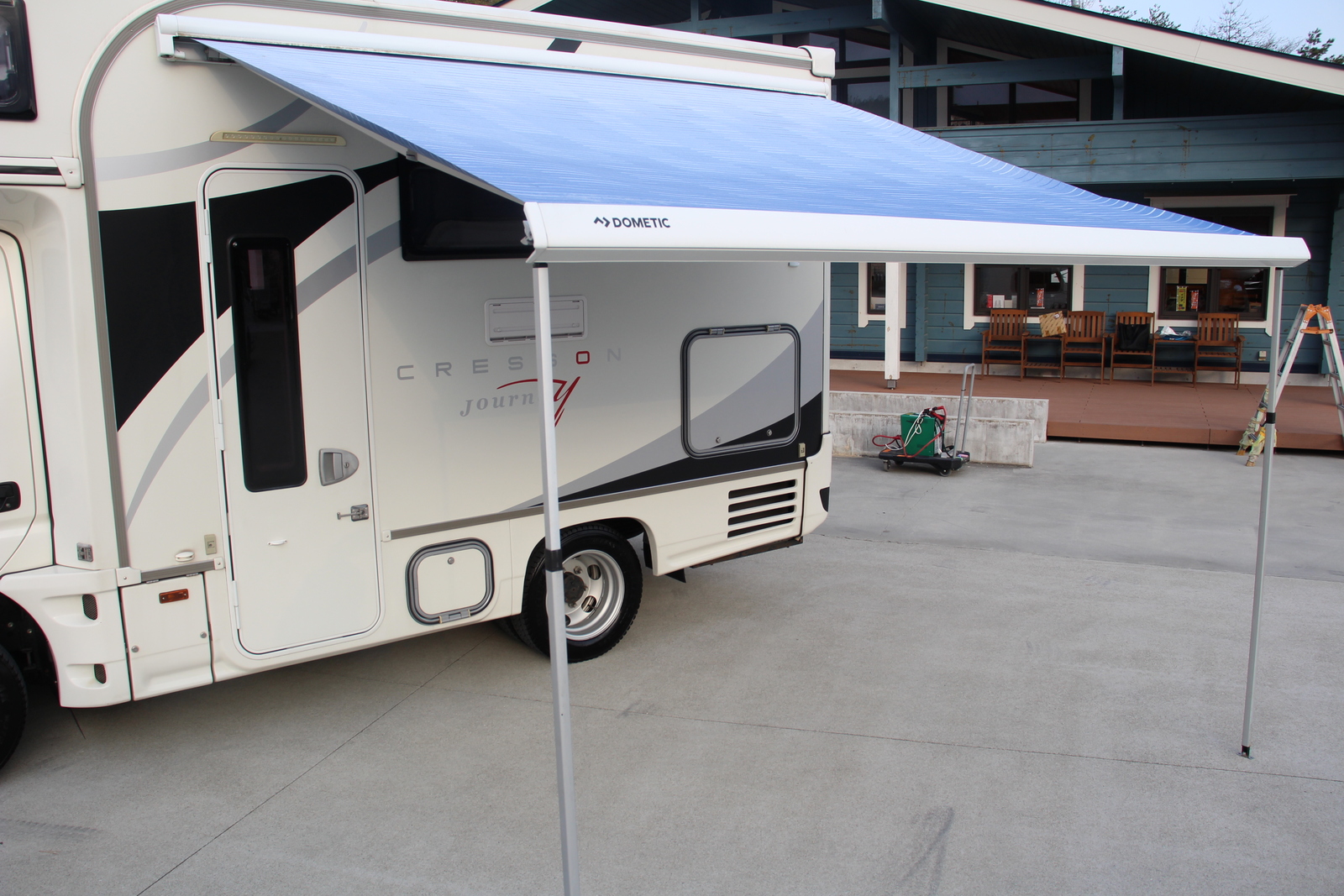 キャンピングカー キャブコン ｶﾑﾛｰﾄﾞ ﾅｯﾂ ｸﾚｿﾝｼﾞｬｰﾆｰX ｴﾎﾞﾗｲﾄ