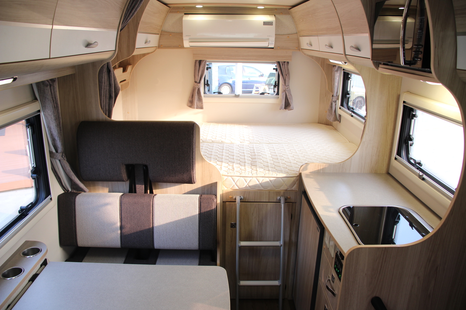 キャンピングカー キャブコン ｶﾑﾛｰﾄﾞ ﾅｯﾂ ｸﾚｿﾝｼﾞｬｰﾆｰX ｴﾎﾞﾗｲﾄ