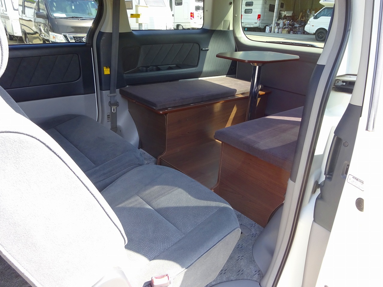 キャンピングカー バンコン ｱﾙﾌｧｰﾄﾞ ｴﾑｽﾞｱｰﾄ製　ｻﾌﾞBT　