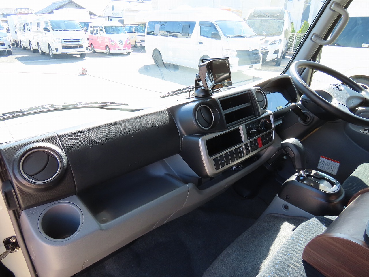 キャンピングカー キャブコン ｶﾑﾛｰﾄﾞ ﾊﾞﾝﾃｯｸ ｼﾞﾙ ｲﾘｽ 4WD