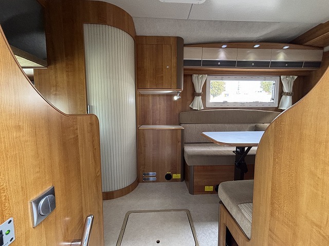 キャンピングカー キャブコン ｶﾑﾛｰﾄﾞ ﾊﾞﾝﾃｯｸｼﾞﾙ480ｽｷｯﾌﾟ 家庭用AC