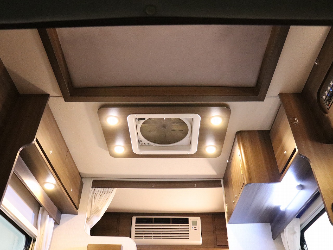 キャンピングカー キャブコン ﾎﾞﾝｺﾞ AtoZ ｱﾚﾝ･ﾊｲ 4WD