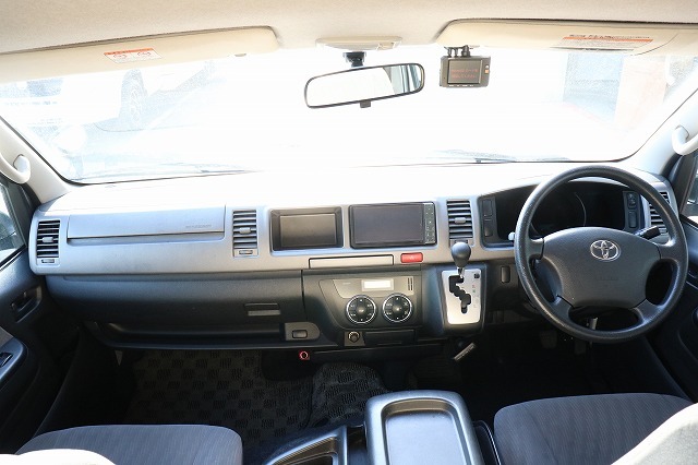 キャンピングカー バンコン ﾊｲｴｰｽ ｵﾘｼﾞﾅﾙ仕様 4WD　FFﾋｰﾀｰ