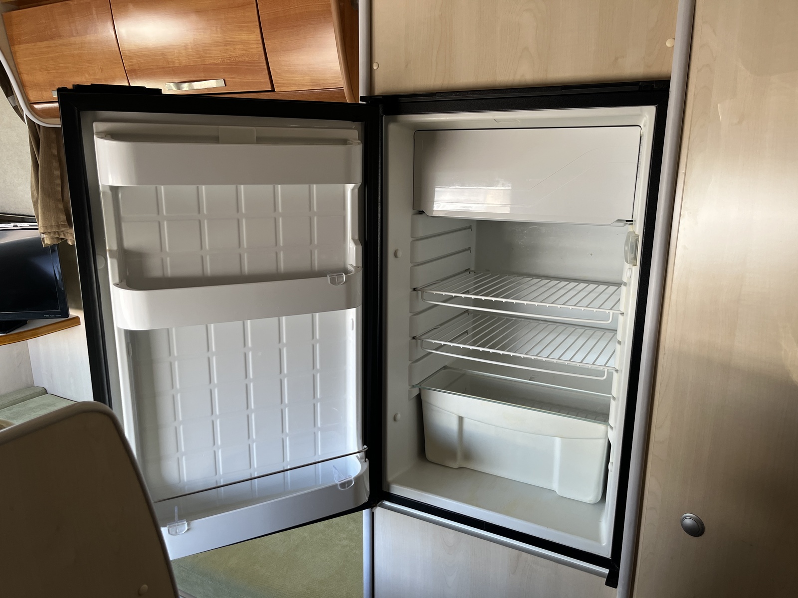 キャンピングカー キャブコン ﾊﾞﾝﾃｯｸ ｺﾙﾄﾞﾘｰﾌﾞｽ 家庭用AC ﾜﾝｵｰﾅｰ