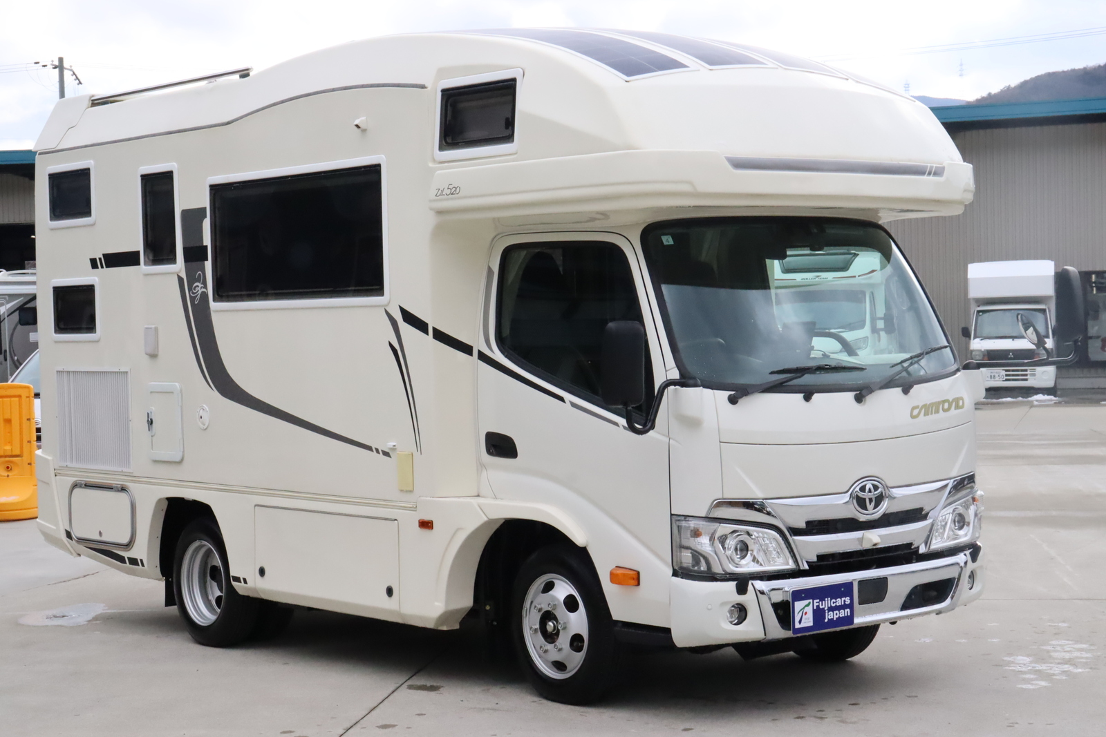 キャンピングカー キャブコン ｶﾑﾛｰﾄﾞ ﾊﾞﾝﾃｯｸ ｼﾞﾙ520 4WD