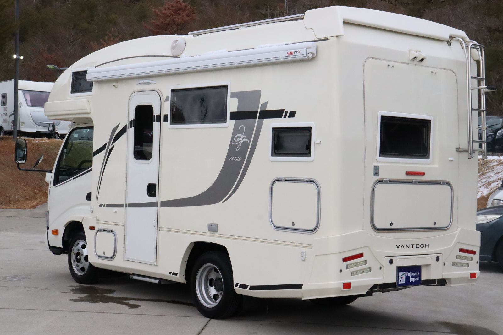 キャンピングカー キャブコン ｶﾑﾛｰﾄﾞ ﾊﾞﾝﾃｯｸ ｼﾞﾙ520 4WD