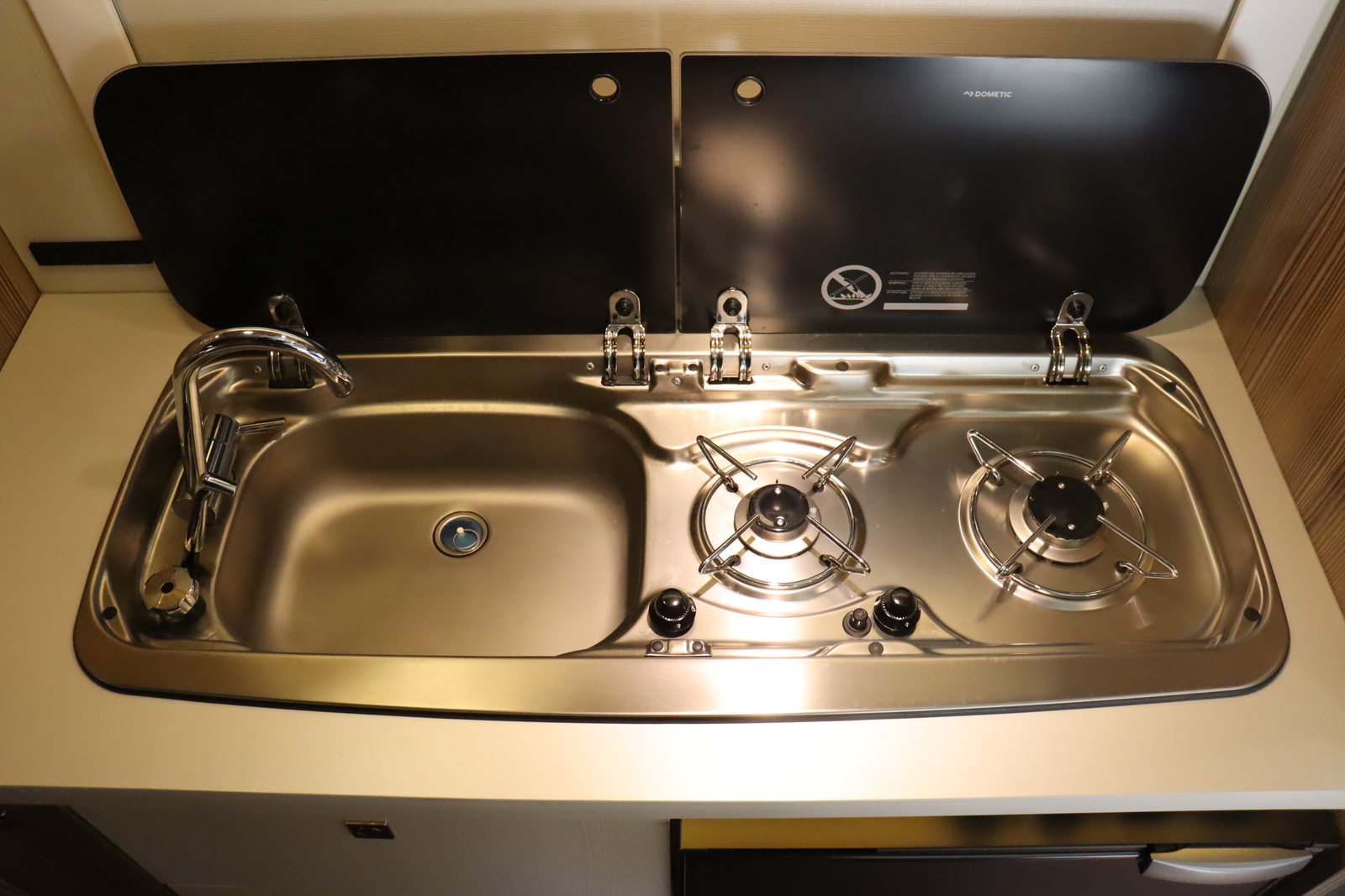 キャンピングカー キャブコン ｶﾑﾛｰﾄﾞ ﾊﾞﾝﾃｯｸ ｼﾞﾙ520 4WD