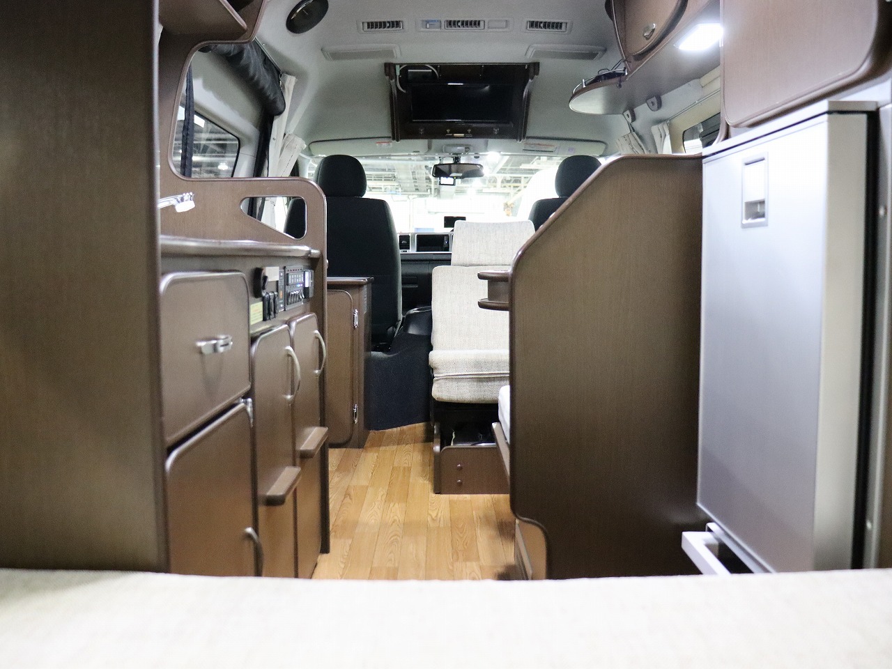 キャンピングカー バンコン ﾊｲｴｰｽ ｱﾙﾍﾟｼﾞｵ ﾘﾗｯｸｽ 4WD　FFﾋｰﾀｰ