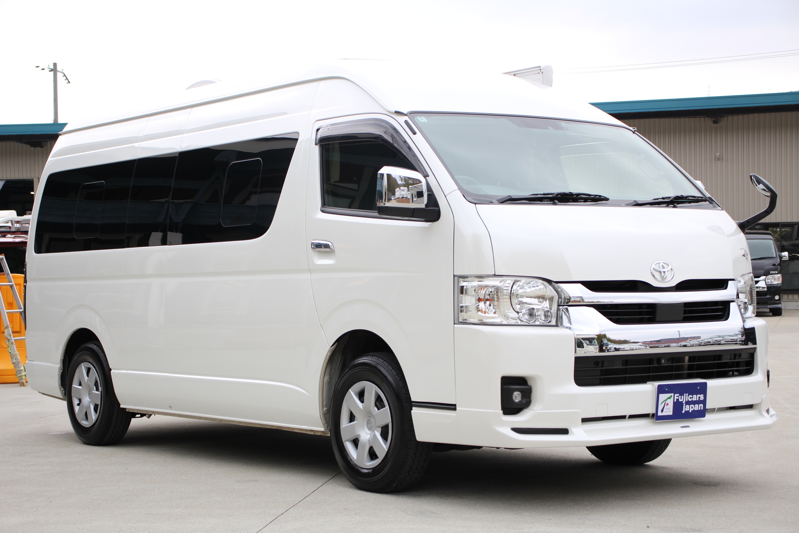 キャンピングカー バンコン ﾊｲｴｰｽ ﾚｸﾋﾞｨ ﾌｧｲﾌﾞｽﾀｰｾﾌﾟﾄ 4WD