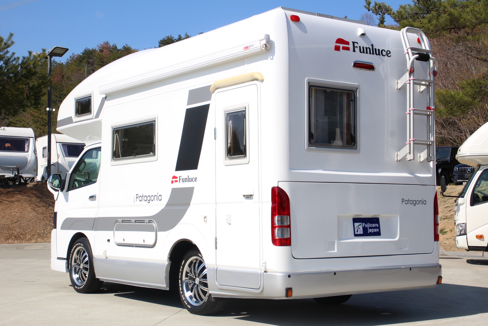 キャンピングカー キャブコン ﾊｲｴｰｽ ﾌｧﾝﾙｰﾁｪ ﾊﾟﾀｺﾞﾆｱ