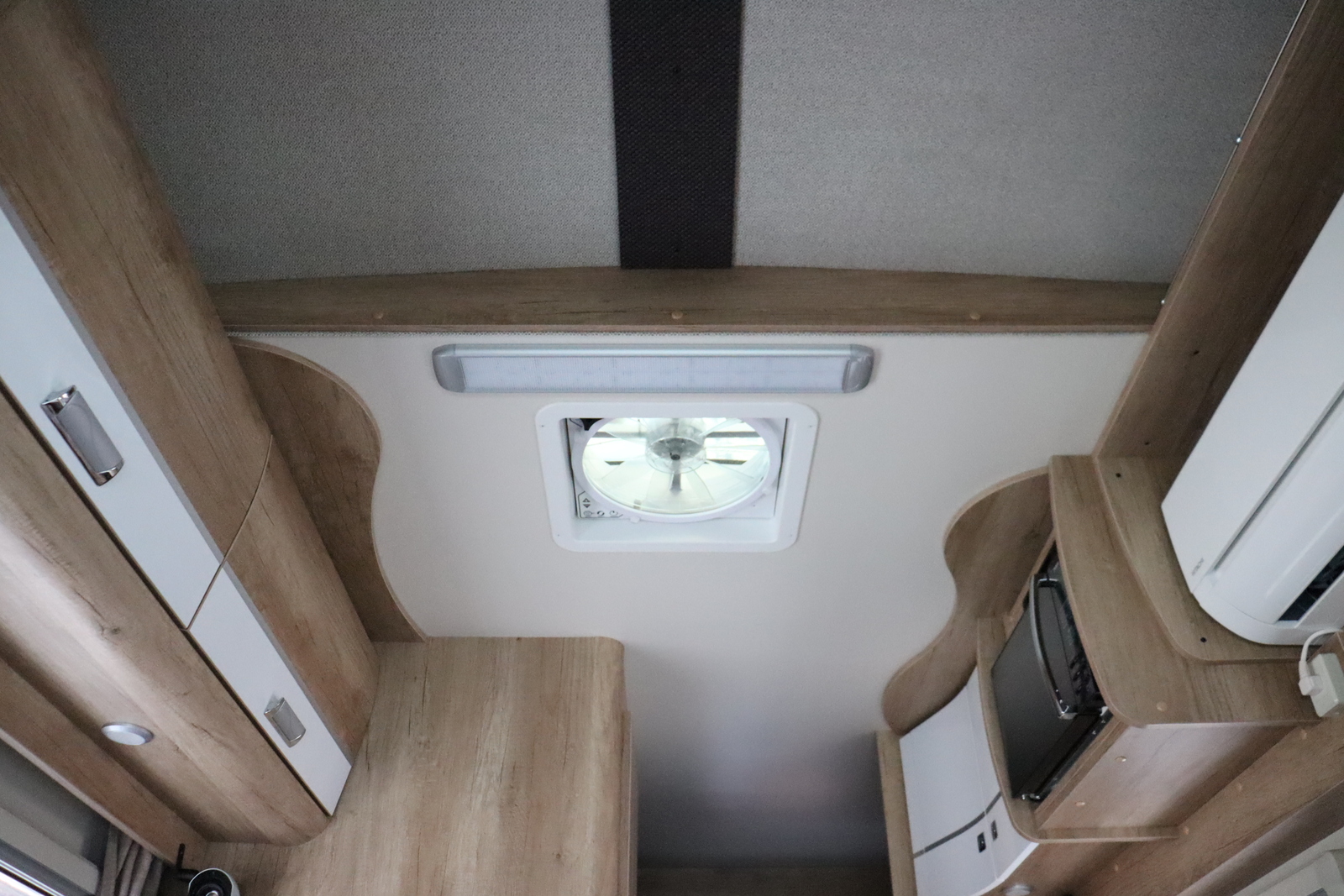 キャンピングカー キャブコン ｶﾑﾛｰﾄﾞ ｸﾚｱ5.3Wﾊｲﾊﾟｰｴﾎﾞﾈｵ 4WD