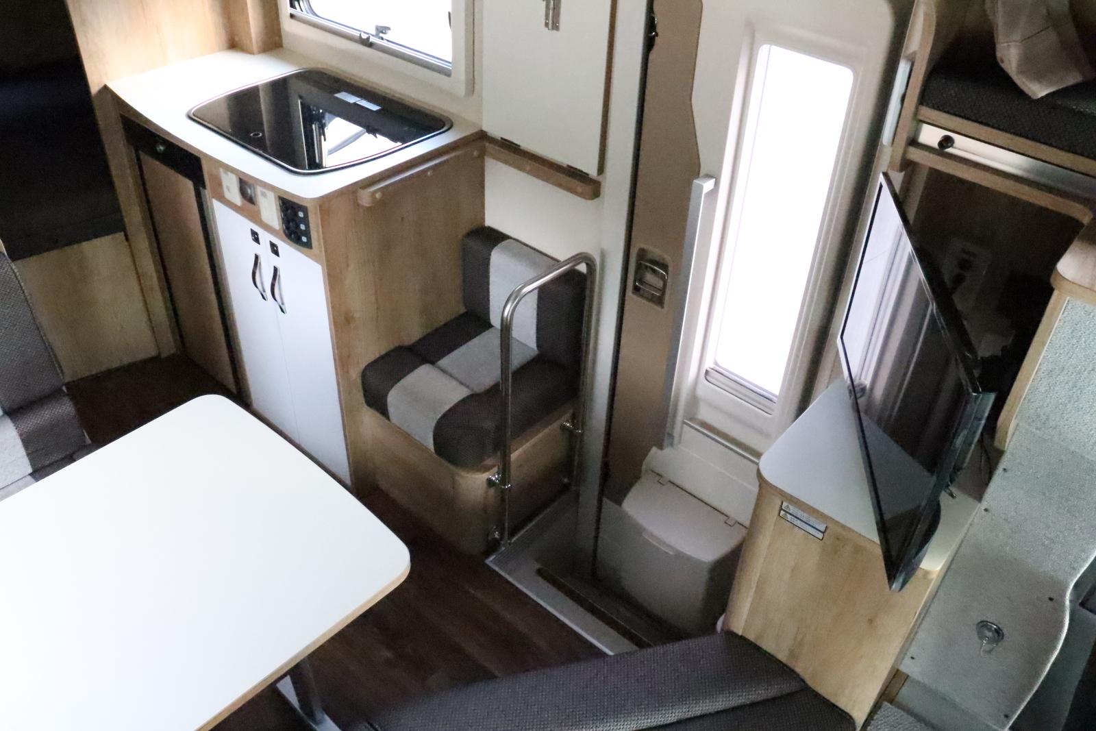 キャンピングカー キャブコン ｶﾑﾛｰﾄﾞ ｸﾚｱ5.3Wﾊｲﾊﾟｰｴﾎﾞﾈｵ 4WD