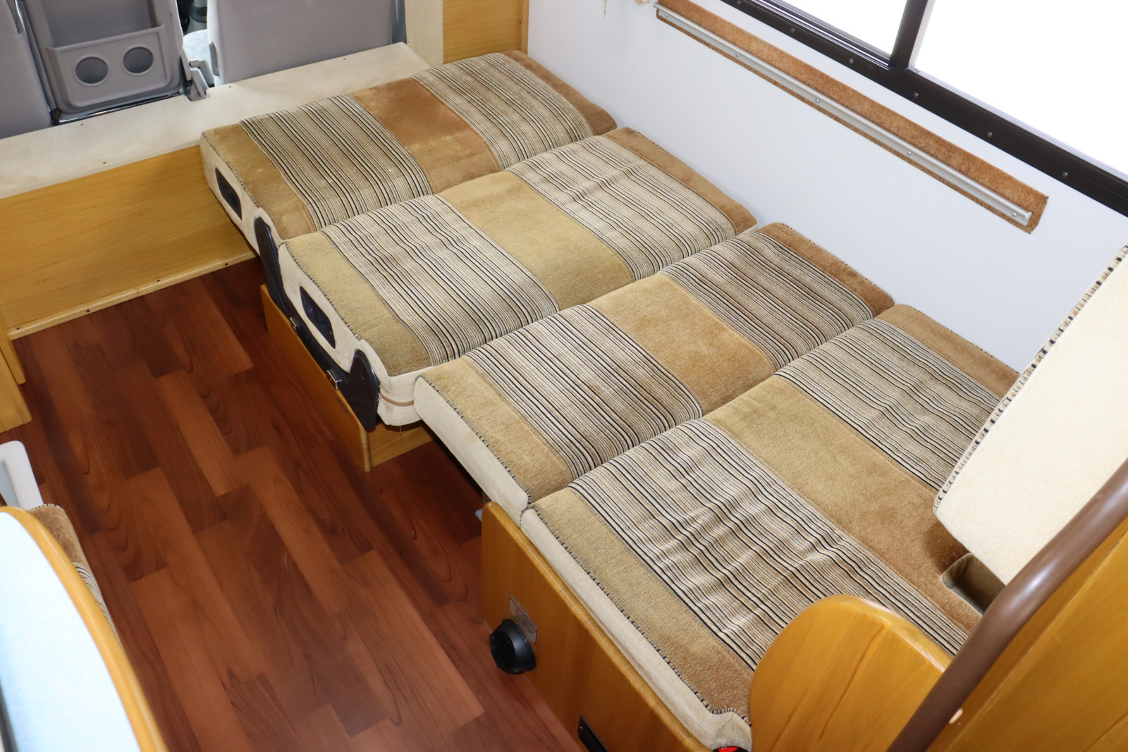 キャンピングカー キャブコン ｶﾑﾛｰﾄﾞﾅｯﾂRVｸﾚｿﾝ 家庭用ｴｱｺﾝ FFﾋｰﾀｰ