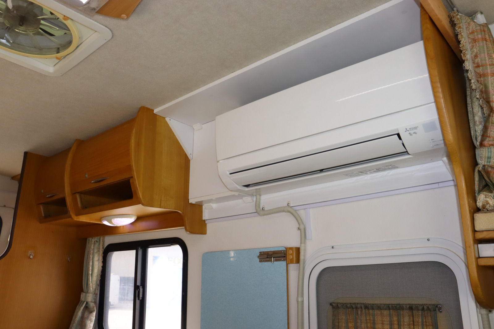 キャンピングカー キャブコン ｶﾑﾛｰﾄﾞﾅｯﾂRVｸﾚｿﾝ 家庭用ｴｱｺﾝ FFﾋｰﾀｰ