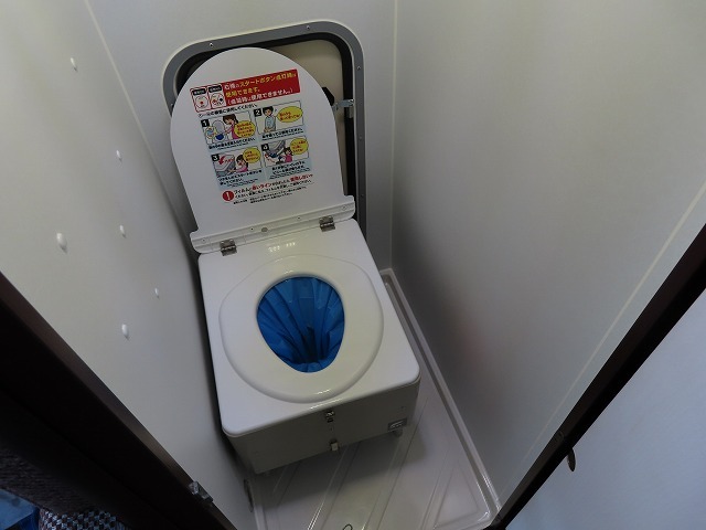 キャンピングカー キャブコン ｶﾑﾛｰﾄﾞﾅｯﾂｸﾚｱ5.3Xｴﾎﾞﾘｭｰｼｮﾝ家ｴｱｺﾝ