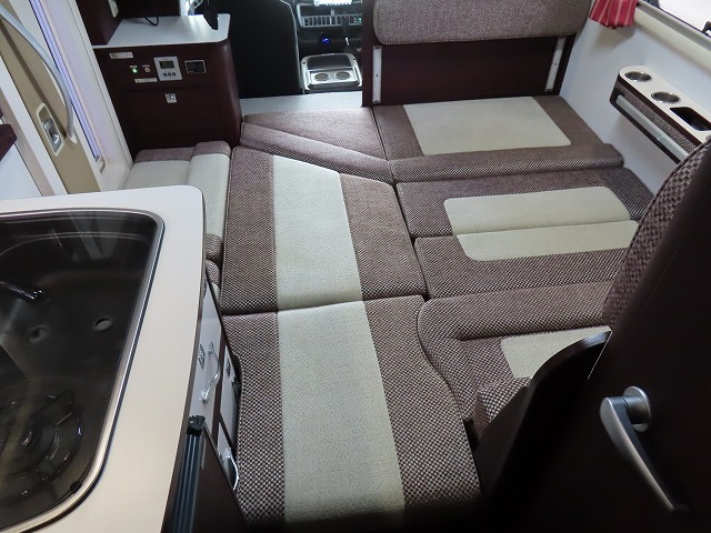 キャンピングカー キャブコン ｶﾑﾛｰﾄﾞﾅｯﾂｸﾚｱ5.3Xｴﾎﾞﾘｭｰｼｮﾝ家ｴｱｺﾝ