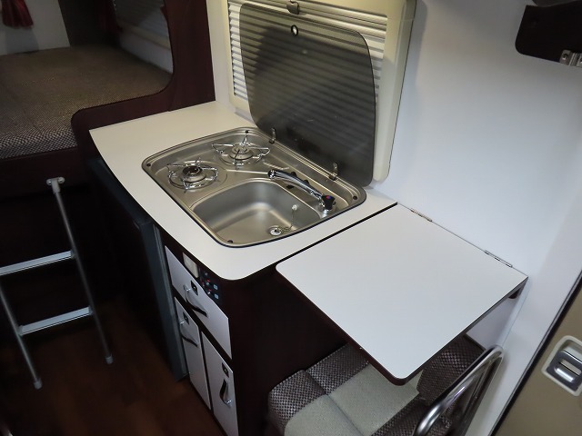 キャンピングカー キャブコン ｶﾑﾛｰﾄﾞﾅｯﾂｸﾚｱ5.3Xｴﾎﾞﾘｭｰｼｮﾝ家ｴｱｺﾝ