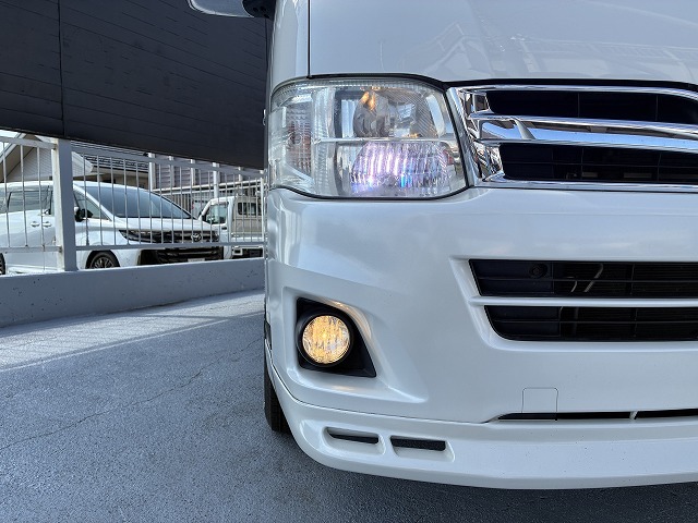 キャンピングカー バンコン ﾊｲｴｰｽ ﾅｯﾂRV ﾄﾗｲｱﾙA 4WD