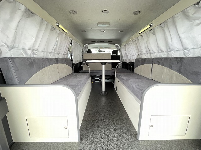 キャンピングカー バンコン ﾊｲｴｰｽ ﾅｯﾂRV ﾄﾗｲｱﾙA 4WD