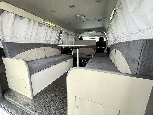 キャンピングカー バンコン ﾊｲｴｰｽ ﾅｯﾂRV ﾄﾗｲｱﾙA 4WD