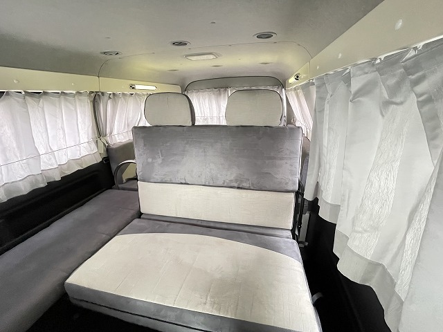 キャンピングカー バンコン ﾊｲｴｰｽ ﾅｯﾂRV ﾄﾗｲｱﾙA 4WD